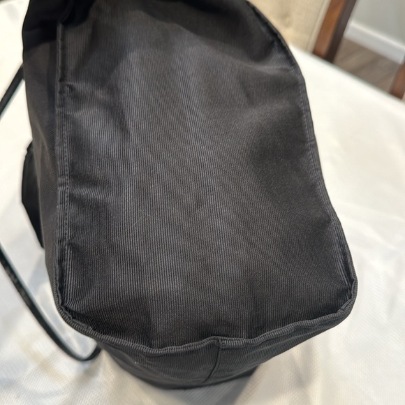 Authentic Fendi shoulder bag with pouch - Picture 5 of 16